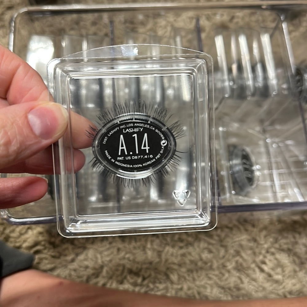 Lashify A.14 Gossamer Lashes